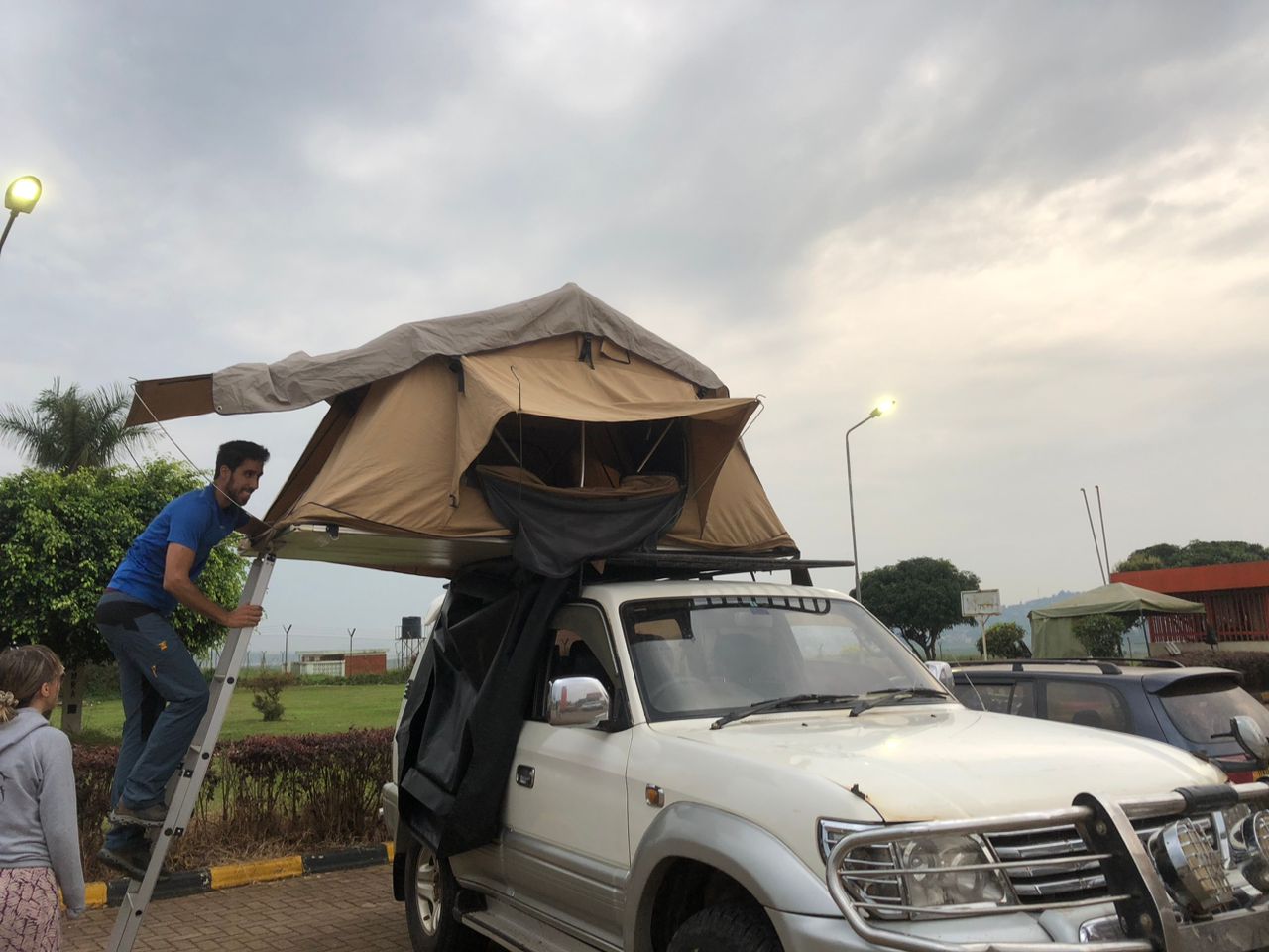 land cruiser tx rooftop