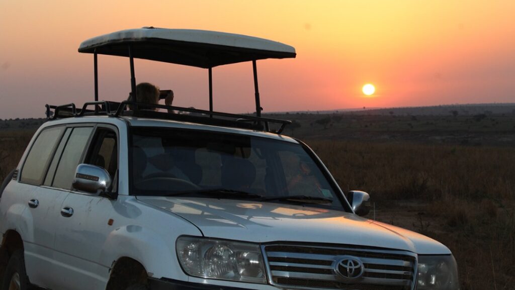 rent Land Cruiser with Popup roof in Uganda